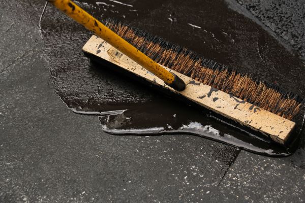 Commercial Asphalt Sealing in Livermore
