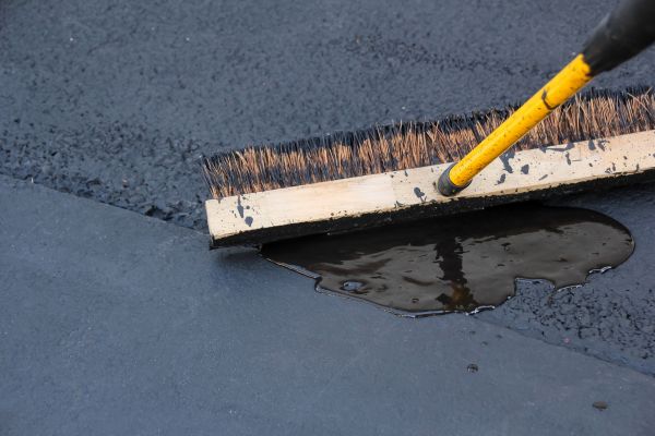 Driveway Asphalt Sealing in Livermore