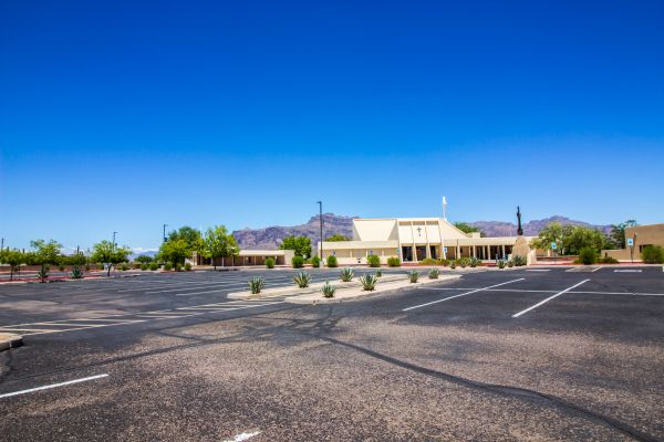 Parking Lot Crack Filling in Livermore
